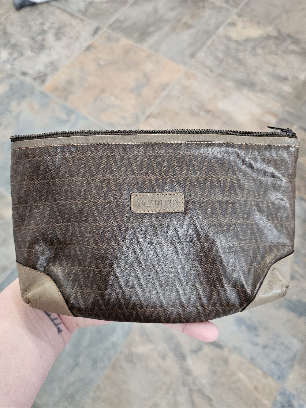 Mario Valentino Brown Monogram Cosmetic Pouch EUC - Picture 11 of 14